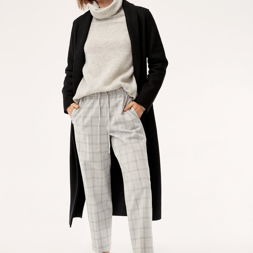 Aritzia Babaton Plutarch Sweater